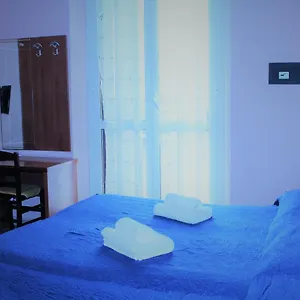 2* Hotel Moon Light
